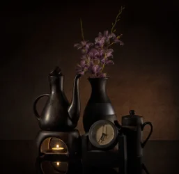 Elegáns gyertyafényes csendélet
