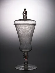 Fedett serleg, 1715 körül (üveg)